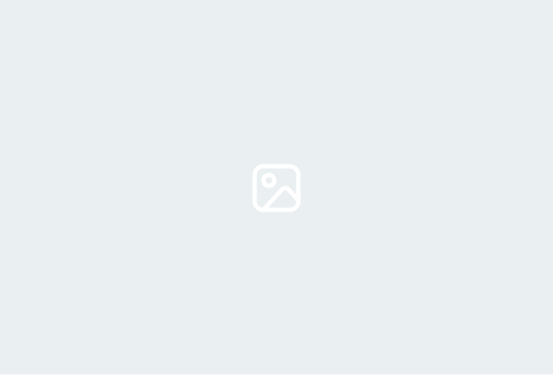  수십억년을 기록한 암벽의 예술과 유유히 흐르는 강. 이기우. 11/30/23